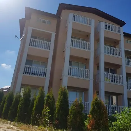Samuela Apartment *